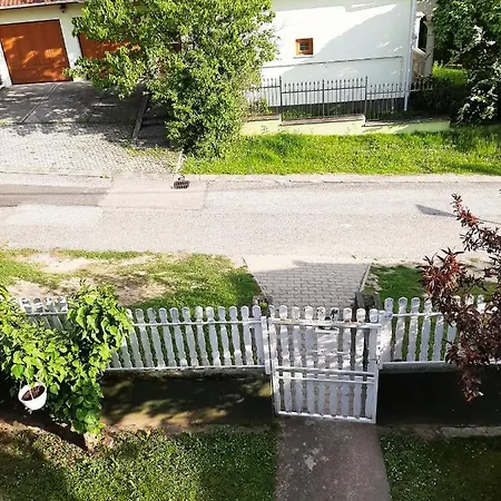 Viktoria Apartman Heviz * Hévíz